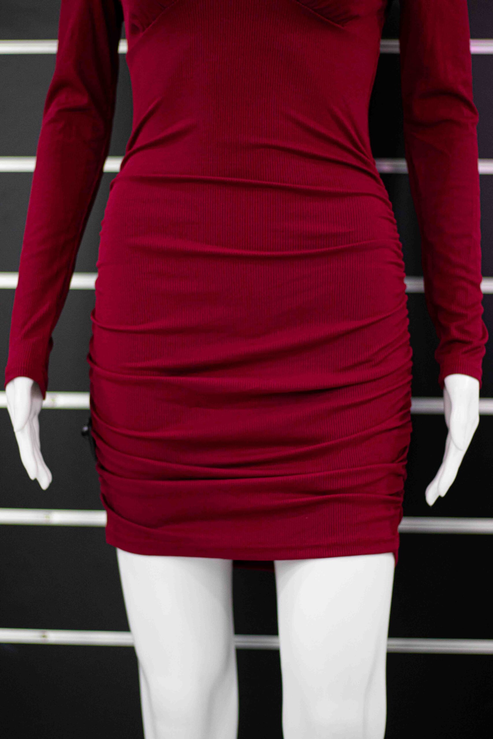 red front neck open bodycon dress - Image 6