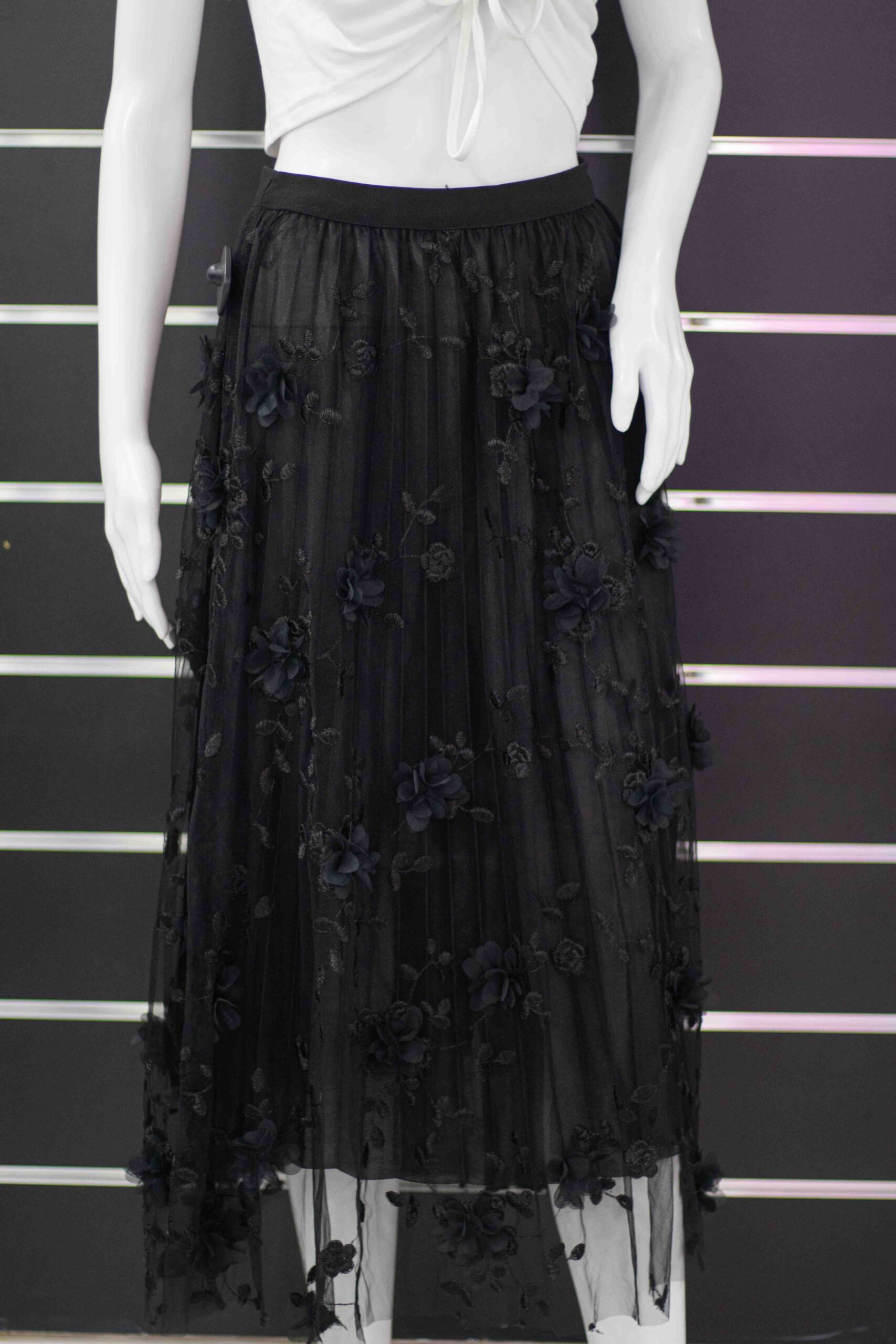 Floral net long skirt - Image 3