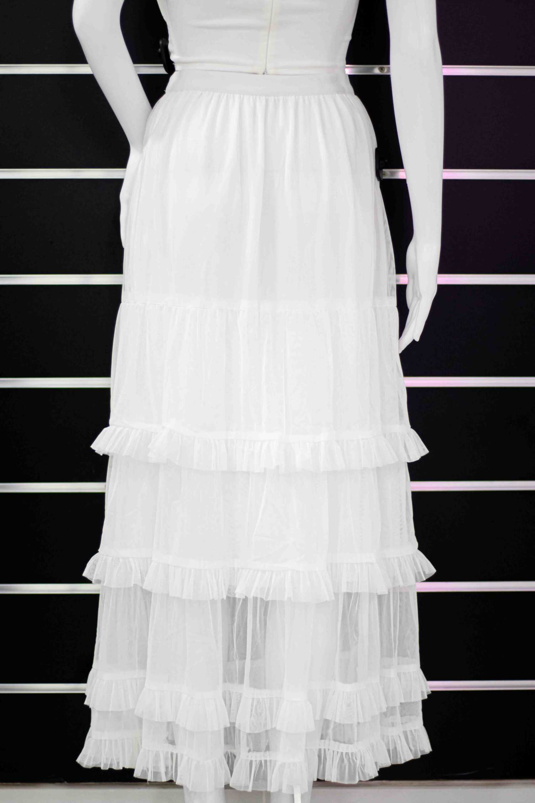white half fluffy skirt - Image 3